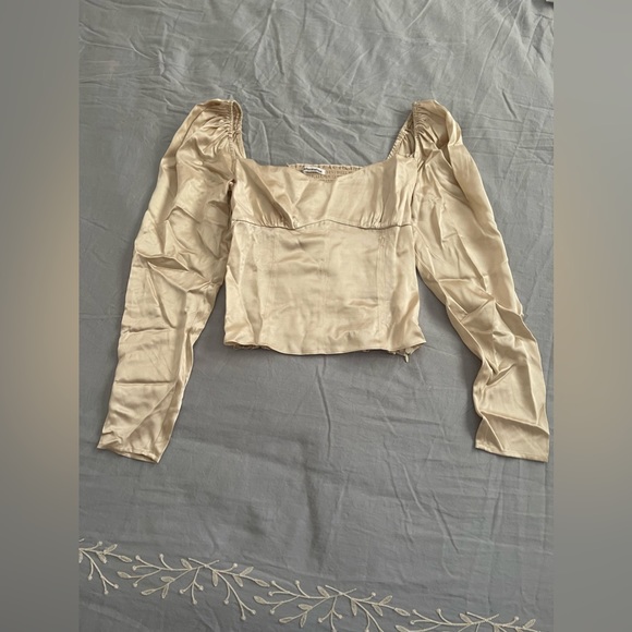 NWOT Reformation Roe Silk Top in Ivory/Almond/Champagne Sz 6 - Picture 6 of 8